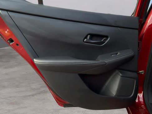 Certified 2024 Nissan Sentra SV FWD image 22