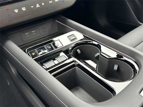 New 2025 Nissan Murano SL image 15