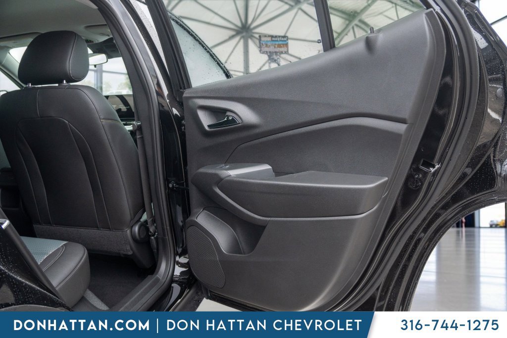 New 2026 Chevrolet Trax LT w/ LT Convenience Package FWD image 20