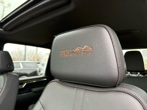 Used 2024 Chevrolet Silverado 2500 High Country w/ Midnight Edition image 20