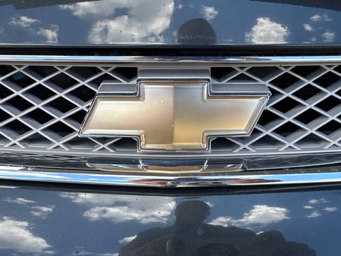 Used 2014 Chevrolet Impala LT w/ LT Sunroof Package FWD image 12