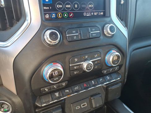 Used 2021 GMC Sierra 2500 SLT w/ SLT Premium Package image 15