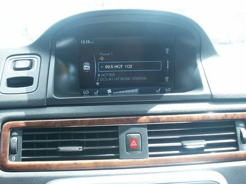 Used 2013 Volvo XC70 3.2 Premier Plus AWD/4WD image 11