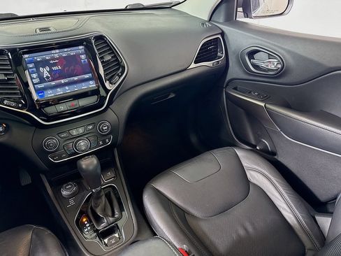 Used 2020 Jeep Cherokee Limited AWD/4WD image 24