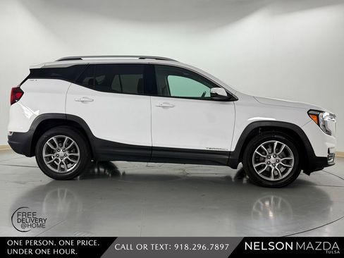 Used 2022 GMC Terrain SLT FWD image 5