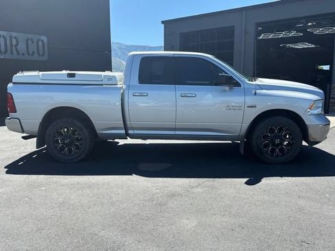 Used 2013 RAM 1500 Classic SLT AWD/4WD image 2