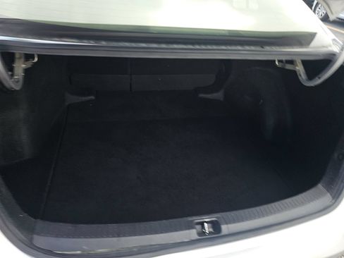 Used 2020 Toyota Corolla LE FWD image 13