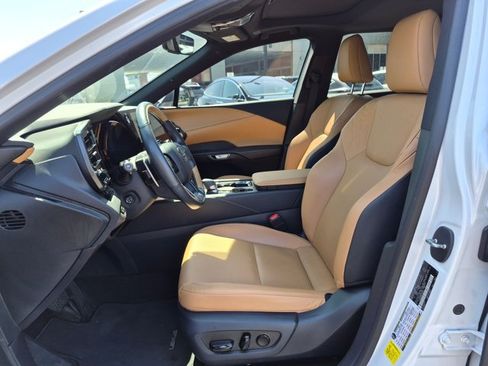 Used 2024 Lexus RX 350 Premium w/ Accessory Package (Z1) FWD image 10