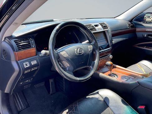 Used 2010 Lexus LS 460 RWD image 14