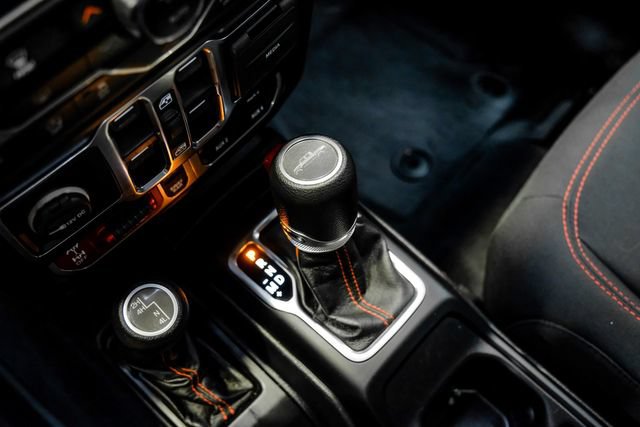 Used 2022 Jeep Gladiator Rubicon w/ LED Lighting Group AWD/4WD image 70