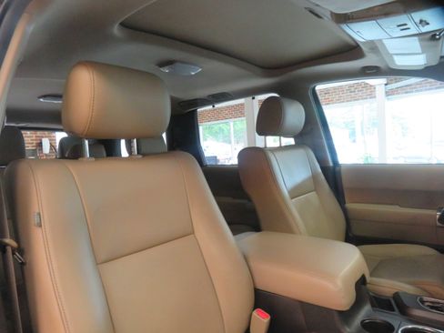Used 2019 Toyota Sequoia Limited w/ Safety & Convenience Package RWD image 35