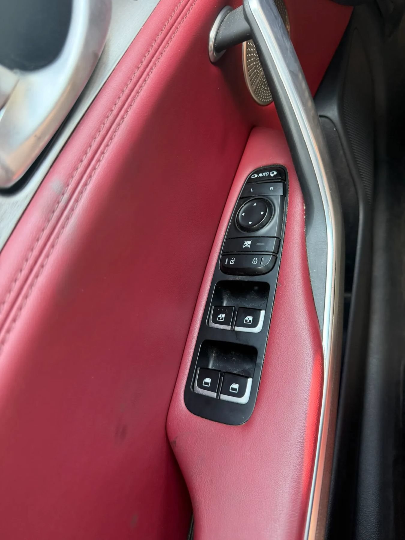Used 2018 Kia Stinger GT2 AWD/4WD image 20