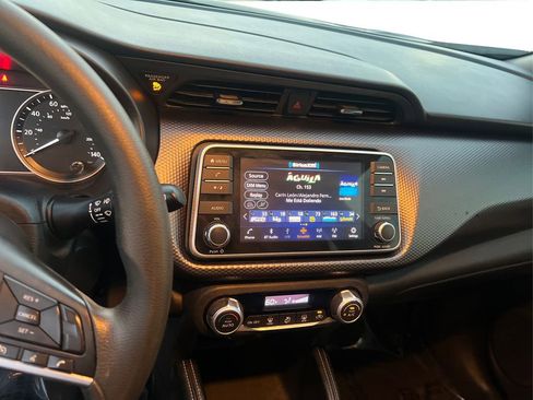 Used 2020 Nissan Kicks SV image 15