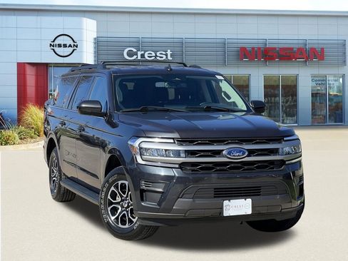 Used 2024 Ford Expedition Max XLT image 1