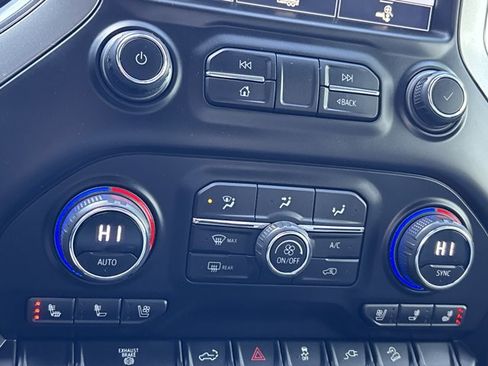 Used 2023 Chevrolet Silverado 3500 LTZ w/ LTZ Convenience Package image 36