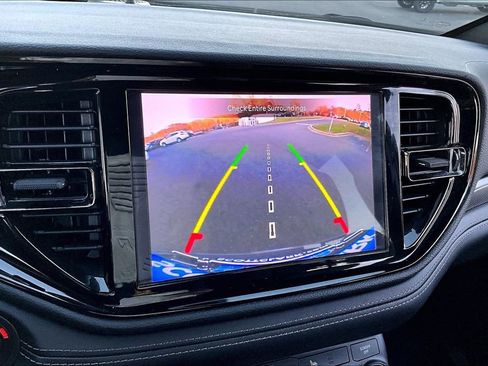 Used 2022 Dodge Durango GT image 11