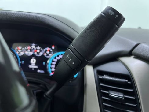 Used 2018 GMC Yukon Denali w/ Denali Ultimate Package AWD/4WD image 25