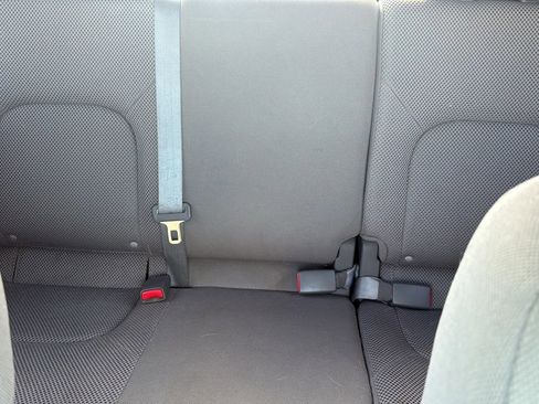 Used 2019 Nissan Frontier SV image 28