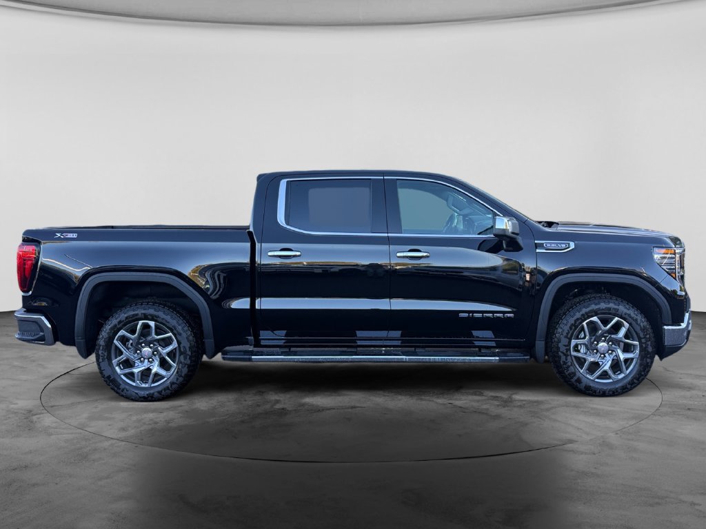New 2026 GMC Sierra 1500 SLT w/ SLT Premium Package AWD/4WD image 8