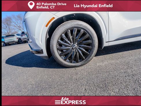 Used 2025 Hyundai Palisade Calligraphy AWD/4WD image 9