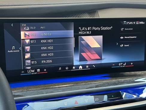 Used 2024 BMW 740i w/ Premium Package RWD image 16