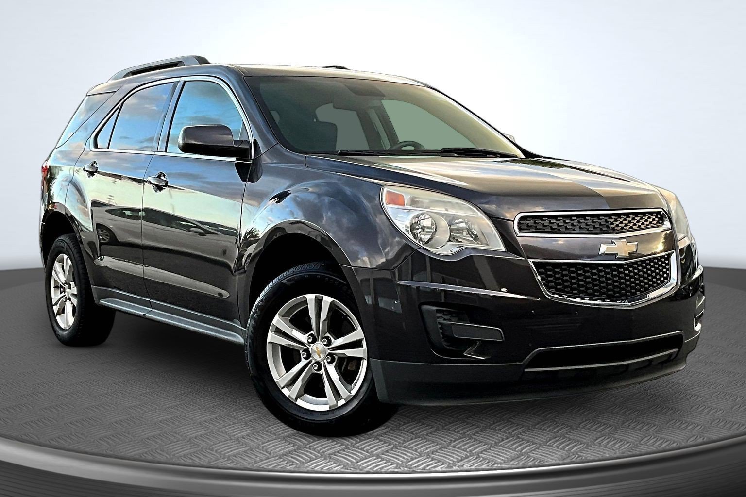 Used 2013 Chevrolet Equinox LT w/ Driver Convenience Package AWD/4WD image 2