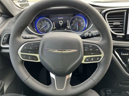 New 2026 Chrysler Pacifica Select FWD image 10