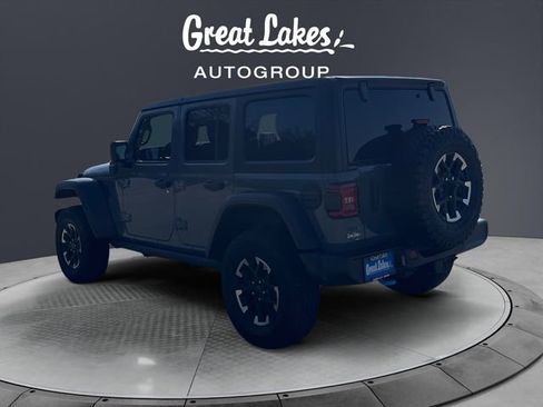 Used 2024 Jeep Wrangler Unlimited Rubicon 4xe AWD/4WD image 3