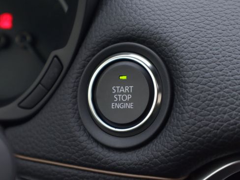 Certified 2025 MAZDA CX-70 3.3 Turbo w/ Preferred Package image 26