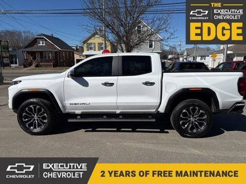 Used 2024 GMC Canyon Denali image 1