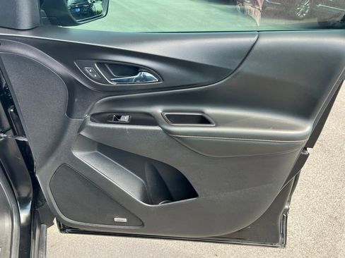 Used 2022 Chevrolet Equinox Premier image 28