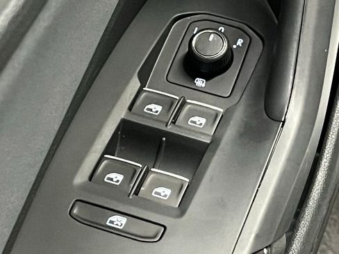 New 2026 Volkswagen Jetta SE image 13