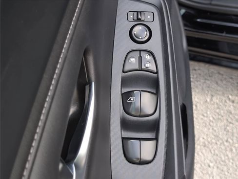 Used 2024 Nissan Sentra SV FWD image 20