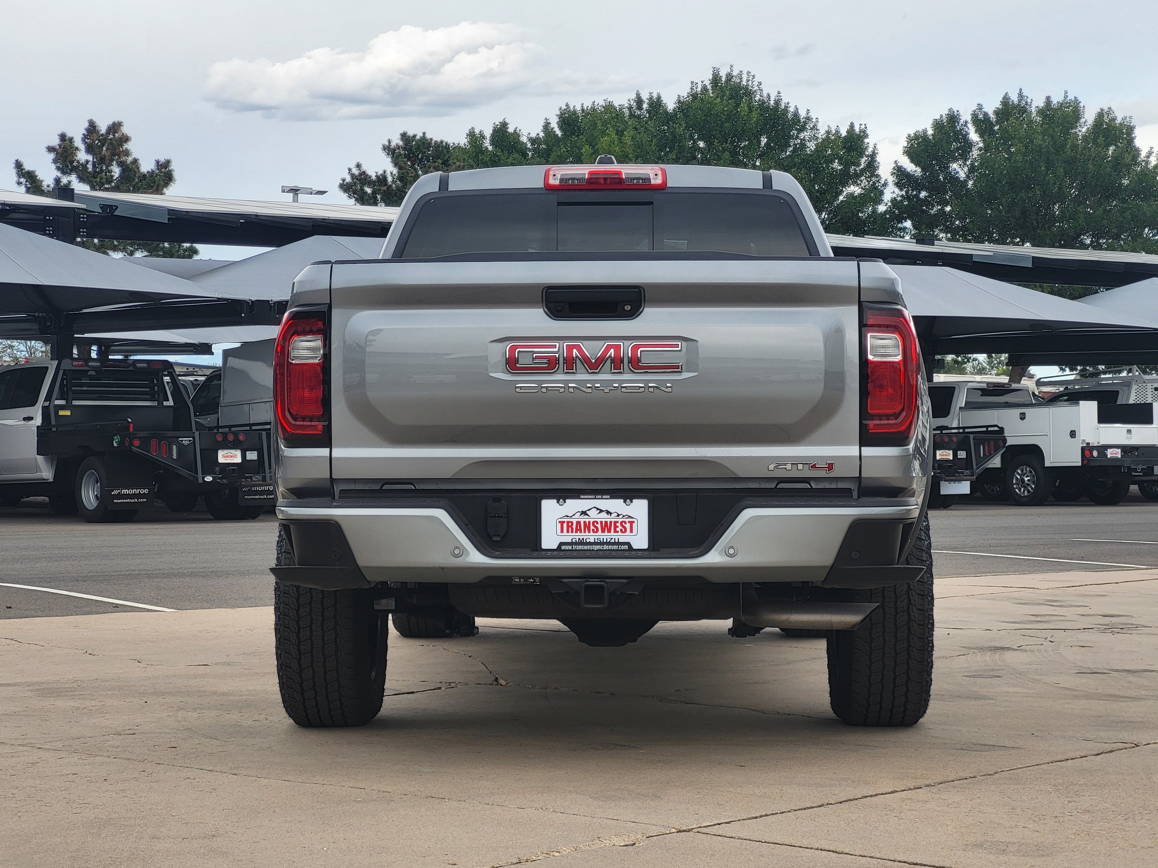 Used 2026 GMC Canyon AT4 AWD/4WD image 6