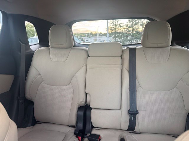 Used 2015 Jeep Cherokee Latitude w/ Comfort/Convenience Group AWD/4WD image 13