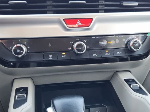 Used 2020 Kia Telluride S image 19