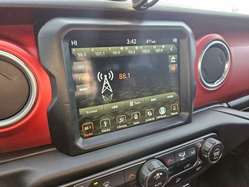 Used 2019 Jeep Wrangler Unlimited Rubicon image 29