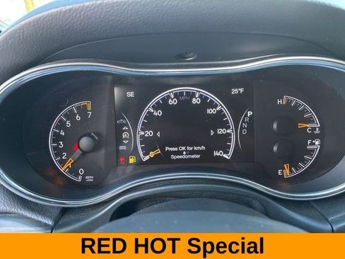 Used 2020 Jeep Grand Cherokee Laredo w/ 18" Wheel & 8.4" Radio Group image 15