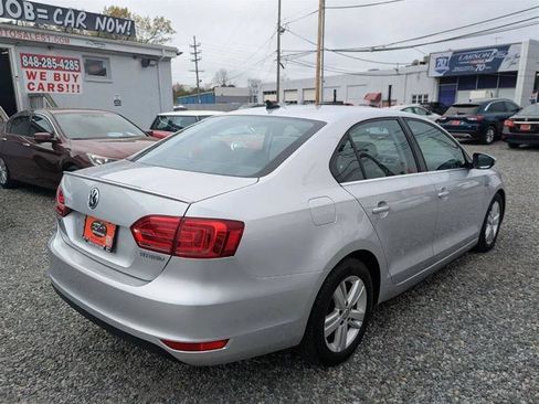 Used 2014 Volkswagen Jetta SEL FWD image 8