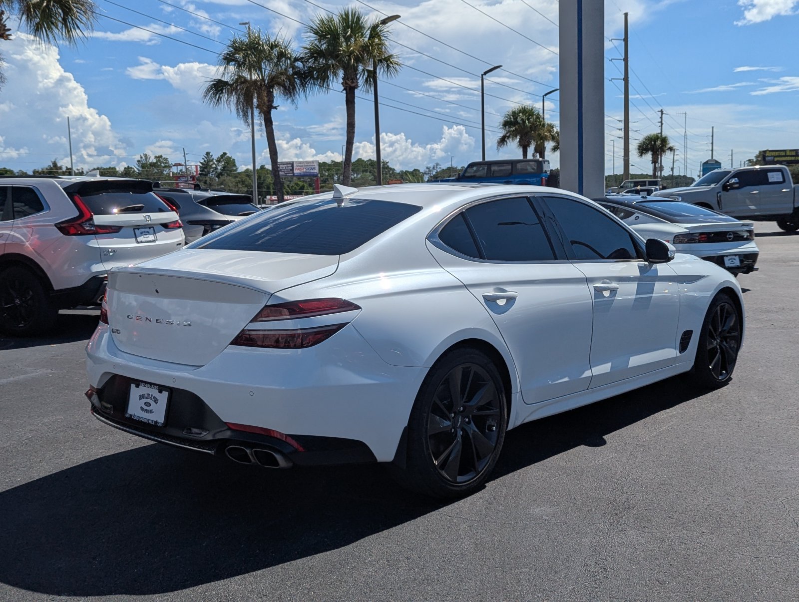 Used 2023 Genesis G70 2.0T w/ Sport Prestige Package RWD image 9