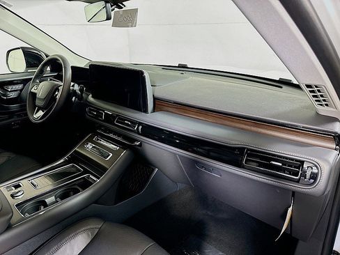 New 2025 Lincoln Aviator Reserve w/ Illumination Package image 33