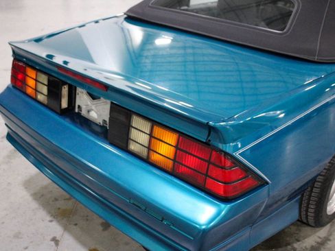 Used 1991 Chevrolet Camaro RS image 29