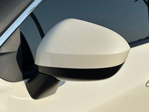 Certified 2023 Nissan Rogue SV FWD image 9