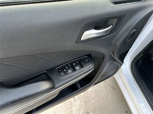Used 2022 Dodge Charger SXT image 15