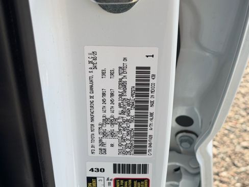 Used 2025 Toyota Tacoma SR image 29