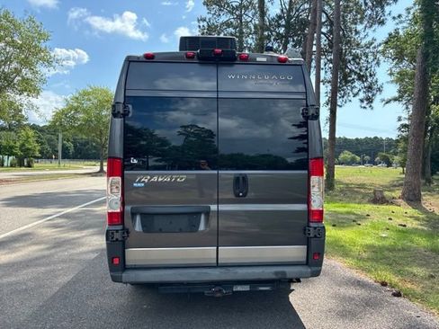 Used 2017 RAM ProMaster 3500 w/ Premium Appearance Group FWD image 4