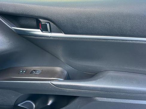 Certified 2024 Toyota Camry SE w/ Convenience Package image 17