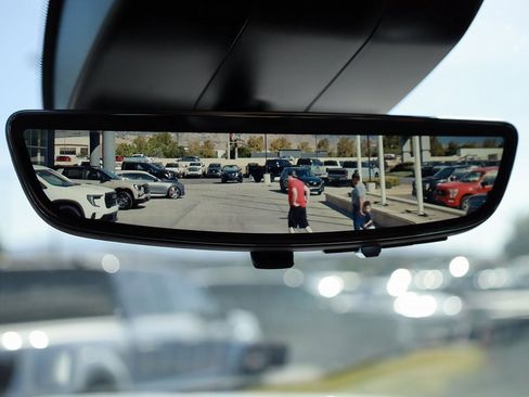 Used 2024 GMC Sierra 3500 Denali Ultimate image 18