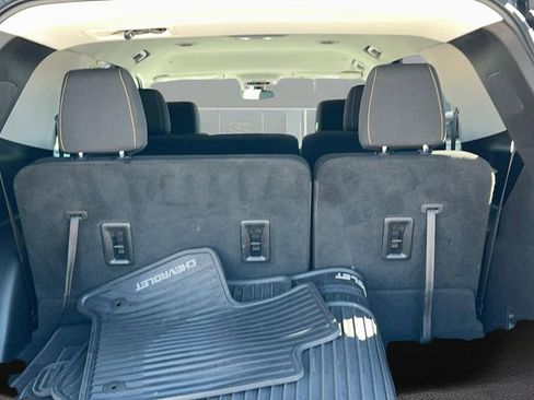 Used 2020 Chevrolet Traverse LS image 16