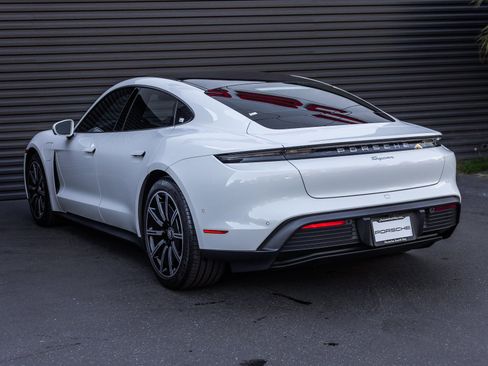 Certified 2023 Porsche Taycan image 3